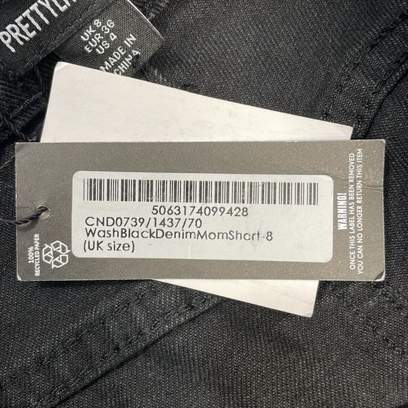 NWT PrettyLittleThing Black Wash Denim Jean Mom Shorts High Rise 4 - Picture 12 of 14